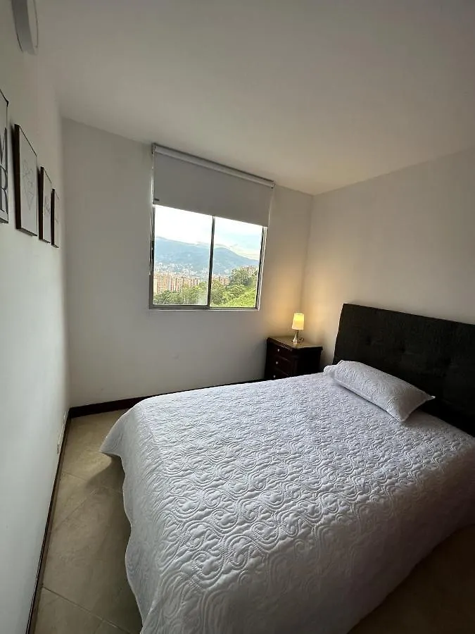 Hermosa Vista A La Ciudad De Medellinアパートメント